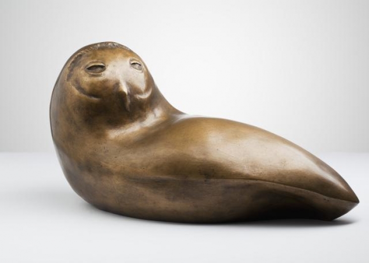 Vincenc Vingler, Sova, 1980-81, bronz, d. 47 cm, soukromá sbírka