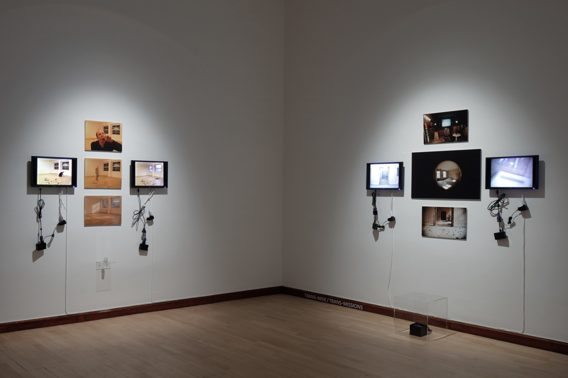 view to the exhibition Tomáš Ruller: Perform Made – Sustainable Flashbacks, Municipal Library, 2nd floor, 2018. Photo by Martin Polák