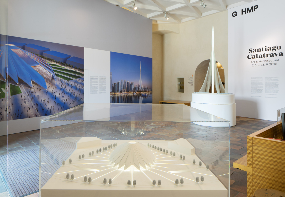 pohled do výstavy Santiago Calatrava: Art and Architecture, Dům U Kamenného zvonu, 2018. Foto Tomáš Souček