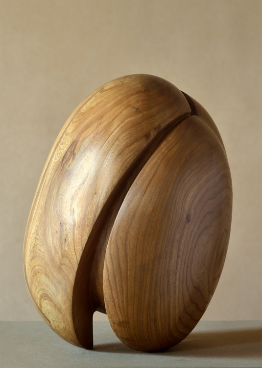 Hana Wichterlová, Torso with a Vase – Maternity, 1928, patinated wood, h. 52 cm