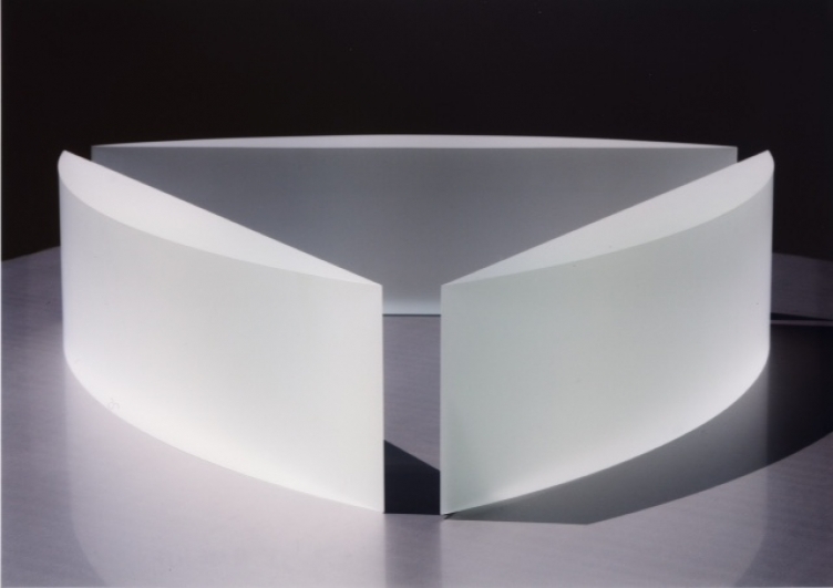 Václav Cigler, Michal Motyčka, Kompozice – chrám, 2003, sklo, 45×40×11 cm