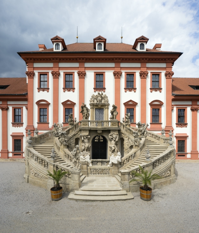 barokní schodiště Zámku Troja. Foto Tomáš Souček