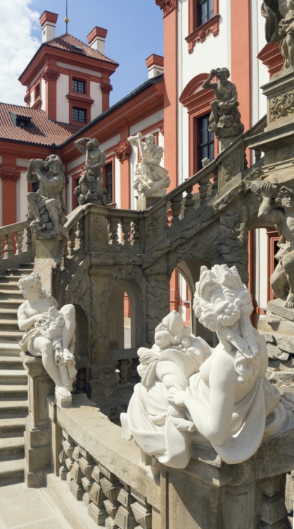 Barokní schodiště Zámku Troja. Foto Tomáš Souček