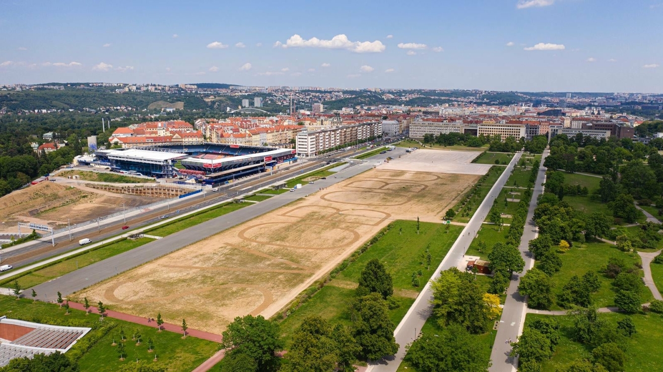 Tomáš Svoboda, Festival m3 - Umění v prostoru, červen - září 2021 Praha 6 a Praha 7 (foto: Jan Rasch)