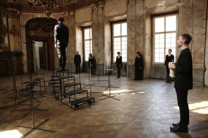 intervention_1 Jan Pfeiffer: Ostentatious Abstraction, Colloredo-Mansfeld Palace, 2014