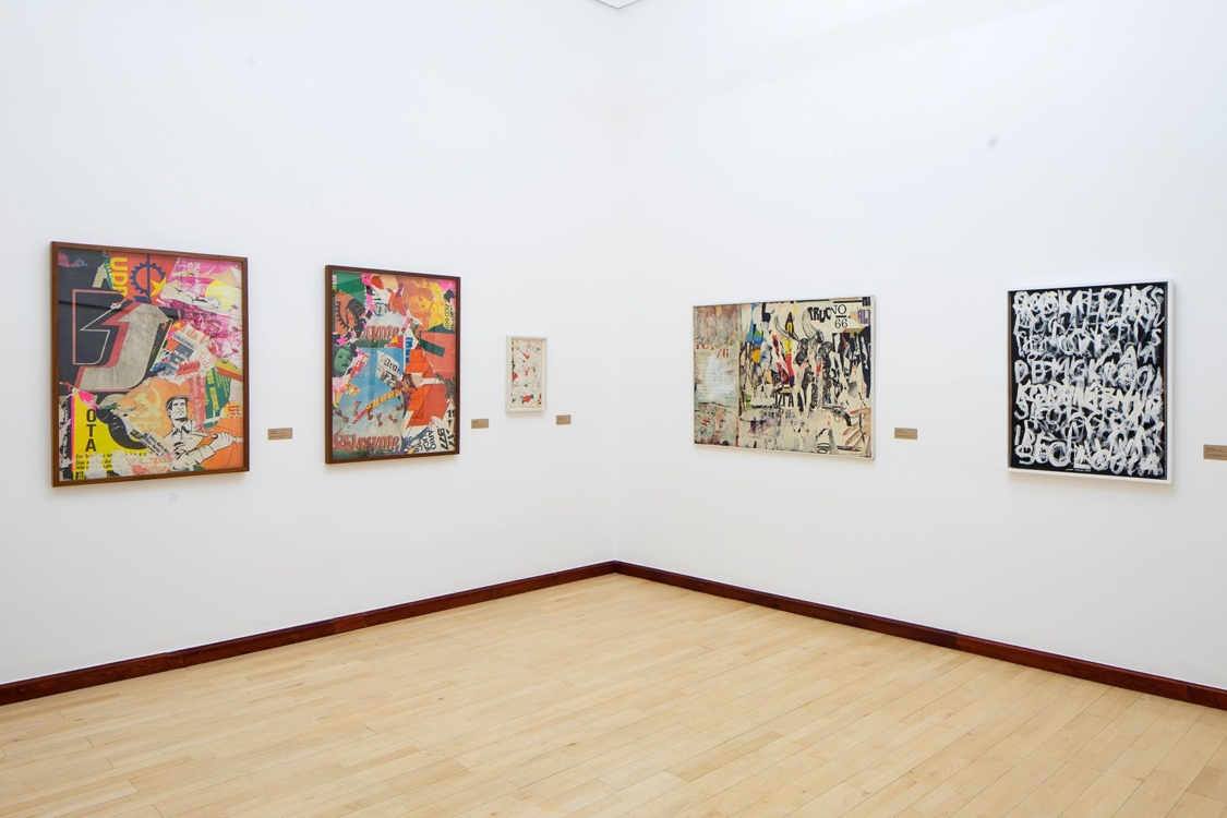 view to Carnations and Velvet / Art and Revolution in Portugal and Czechoslovakia 1968–1974–1989 exhibition. Municipal Library, 2nd floor, 2019. Photo by Tomáš Souček