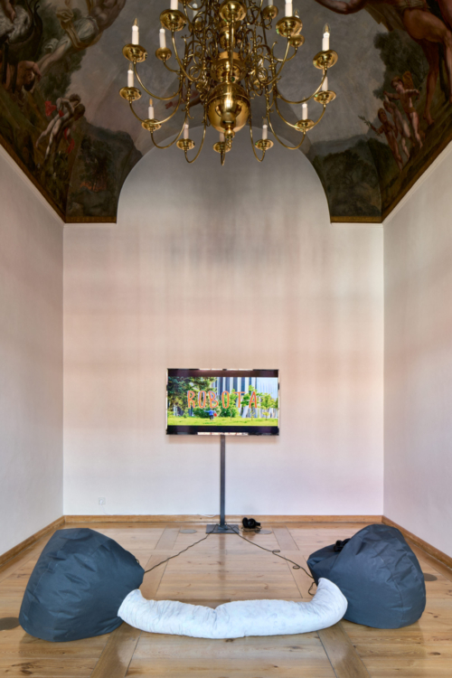 pohled do výstavy Palác volného času, GHMP Zámek Troja, 2025. Foto Jan Kolský