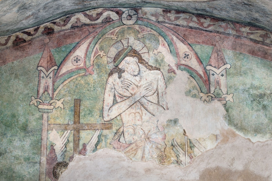 Stone Bell House – gothic cellar. Photo by Tomáš Rasl