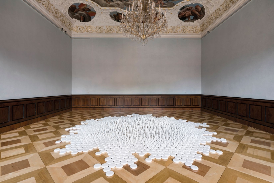 Jan Kovářík: Colorbond exhibition, Troja Château, 2020. Photo by Studio Flusser – Zdeněk Porcal